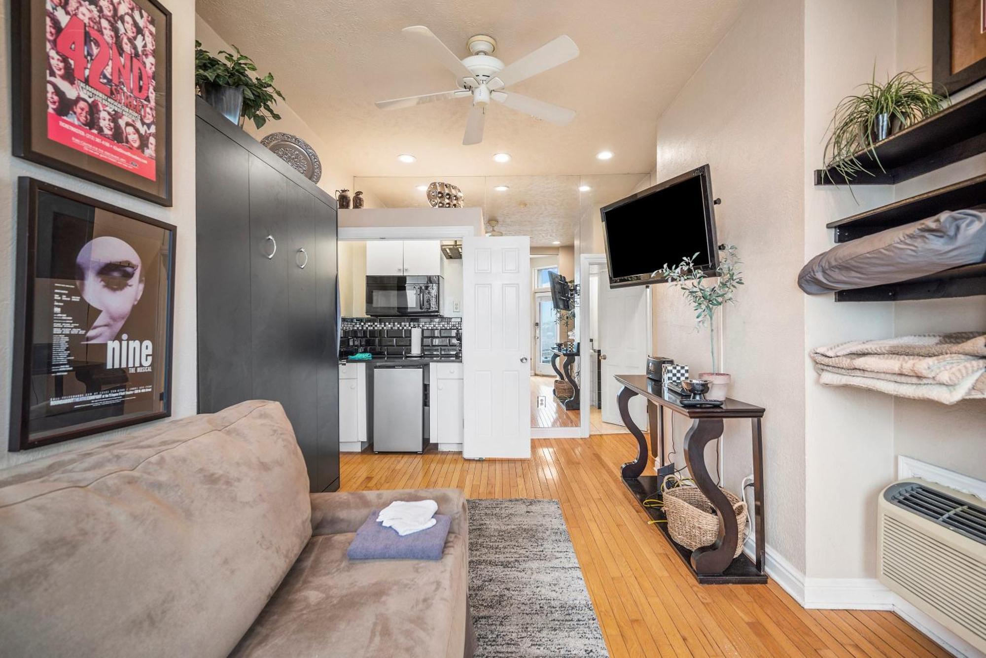 דירות Charming Studio-Panoramic View-Your Pittsburgh Sanctuary מראה חיצוני תמונה